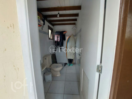 Image 26 - 1035058
