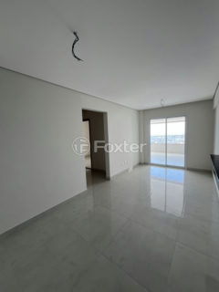 Image 9 - 1035078