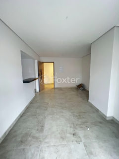 Image 7 - 1035086