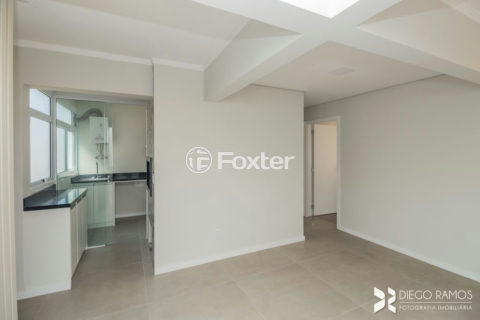 Image 3 - 1035099