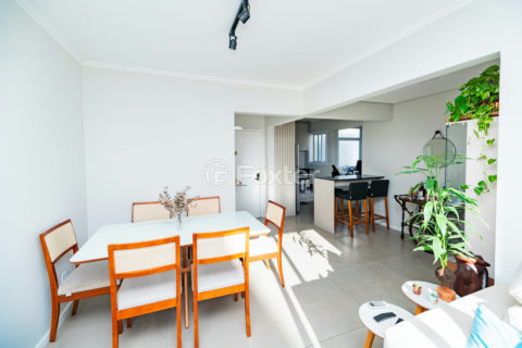 Image 4 - 1035099