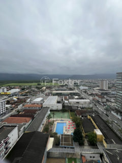 Image 24 - 1035100