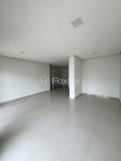 Image 30 - 1035109