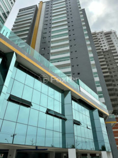 Image 21 - 1035123