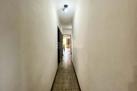 Image 23 - 1035137
