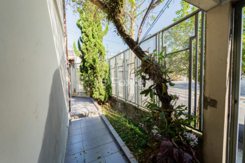 Image 27 - 1035138