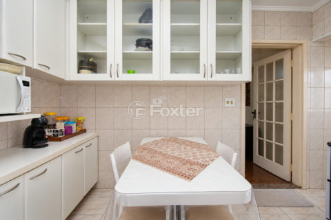 Image 22 - 1035148
