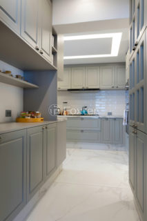 Image 9 - 1035173