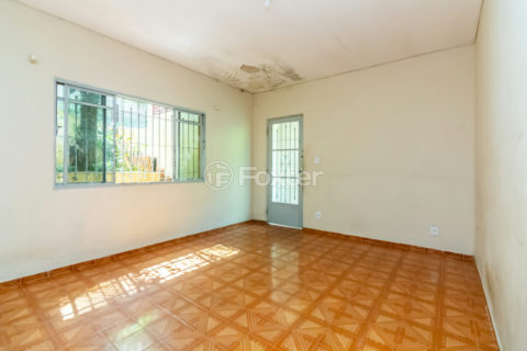 Image 33 - 1035174