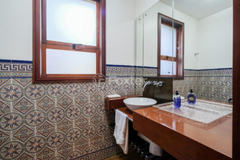 Image 31 - 1035178