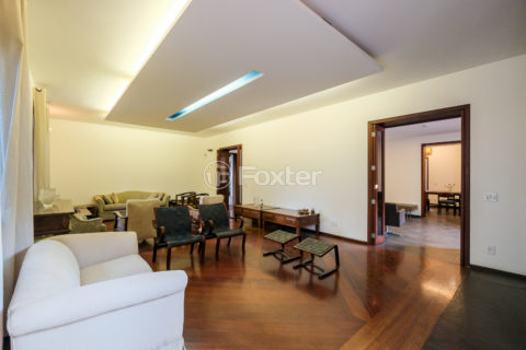 Image 37 - 1035178
