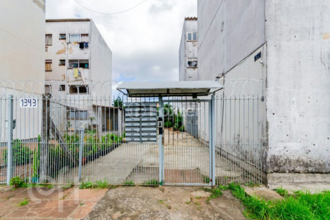 Image 32 - 1035203
