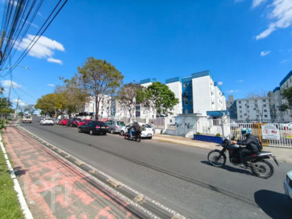 Image 19 - 1035227