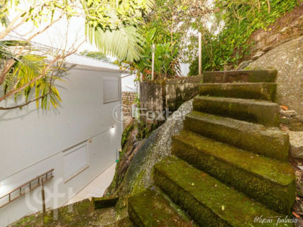 Image 65 - 1035228