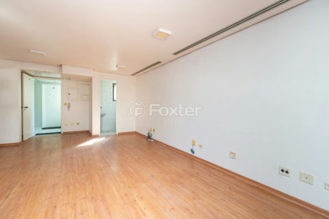 Image 7 - 1035235