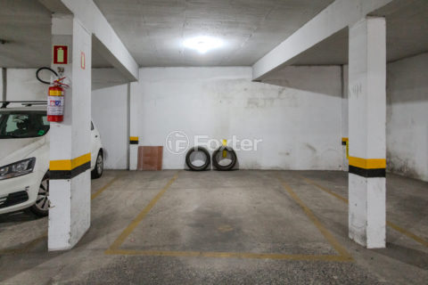 Image 13 - 1035263