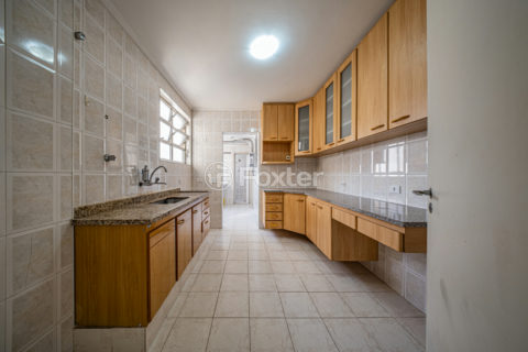 Image 30 - 1035267