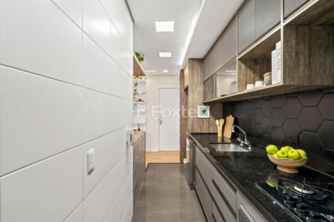 Image 3 - 1035273