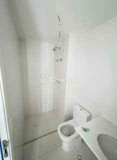 Image 9 - 1035312