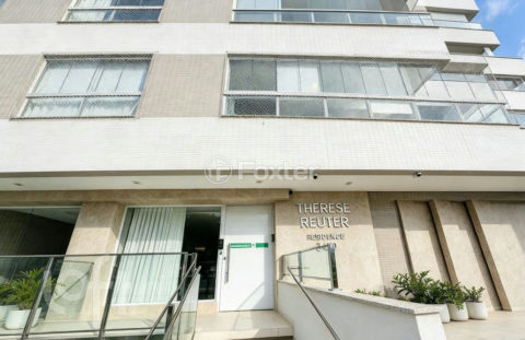 Image 26 - 1035341