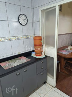 Image 4 - 1035378
