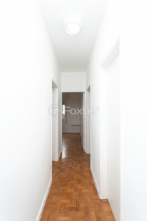Image 8 - 1035390