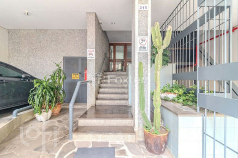 Image 31 - 1035405
