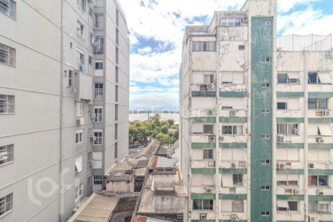 Image 25 - 1035405