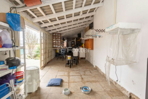 Image 35 - 1035438