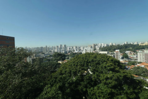 Image 10 - 1035457