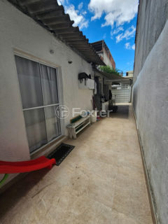 Image 8 - 1035489