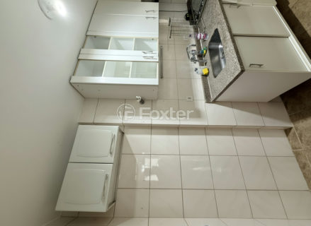 Image 10 - 1035508