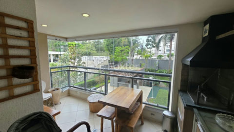 Image 30 - 1035542