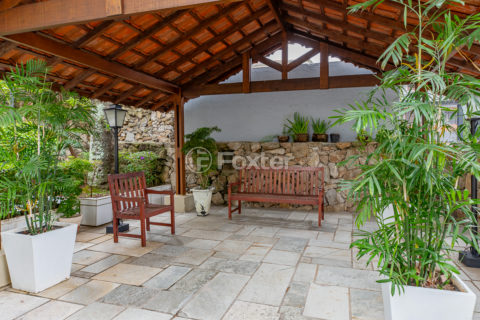 Image 37 - 1035545