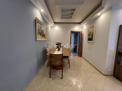 Image 3 - 1035546