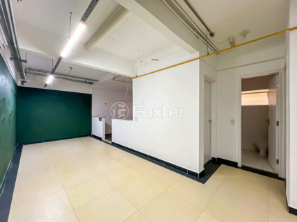 Image 47 - 1035547