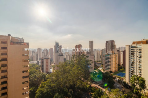 Image 45 - 1035572