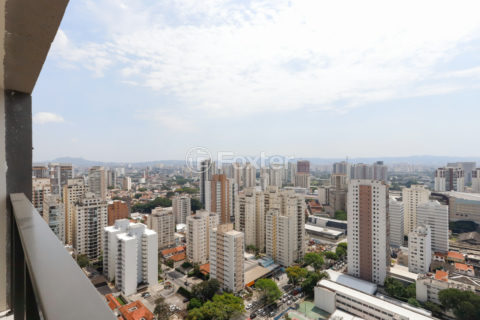 Image 6 - 1035577