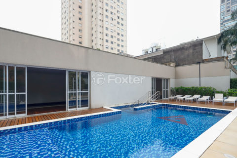 Image 33 - 1035585