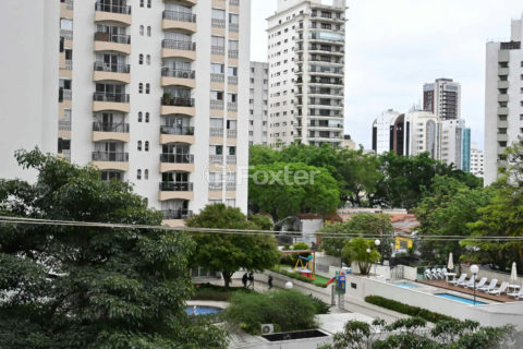 Image 27 - 1035586