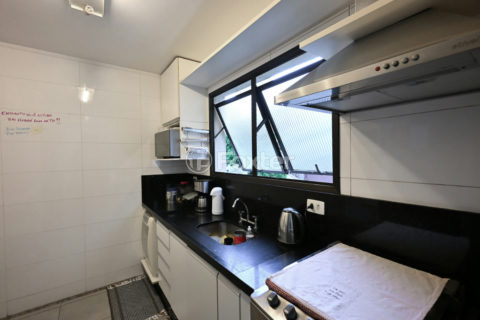 Image 33 - 1035586