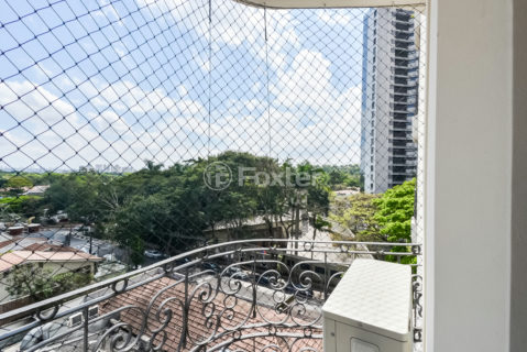 Image 35 - 1035590
