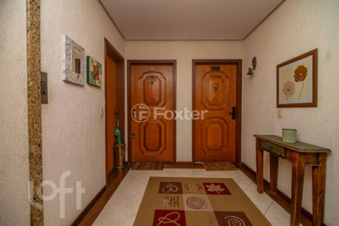 Image 32 - 1035611
