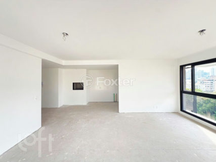 Image 7 - 1035640