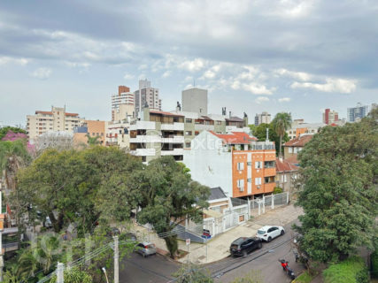 Image 11 - 1035640