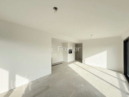 Image 9 - 1035643