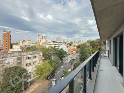 Image 15 - 1035651