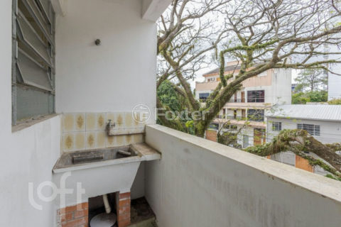 Image 32 - 1035653