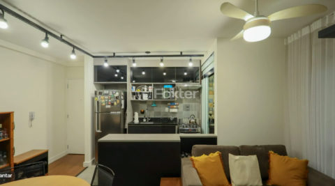 Image 3 - 1035657