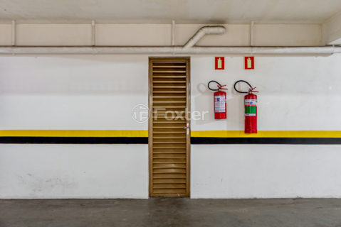 Image 35 - 1035673
